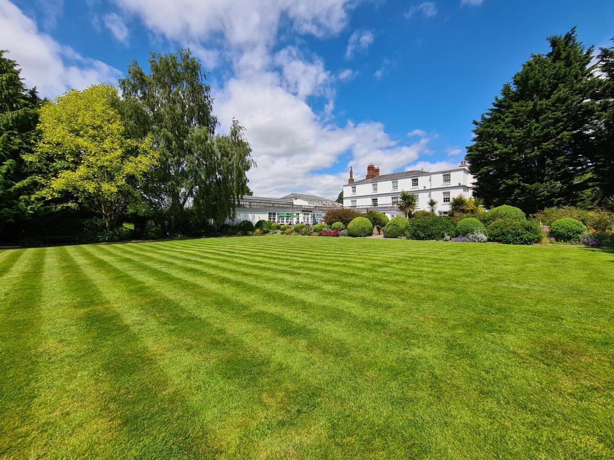 Rowton Hall Hotel And Spa Chester Exteriör bild
