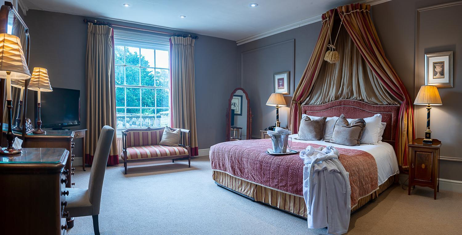 Rowton Hall Hotel And Spa Chester Exteriör bild