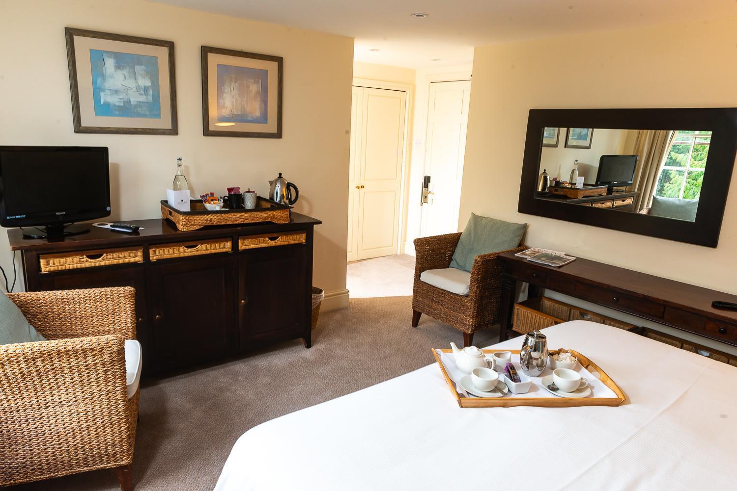 Rowton Hall Hotel And Spa Chester Exteriör bild