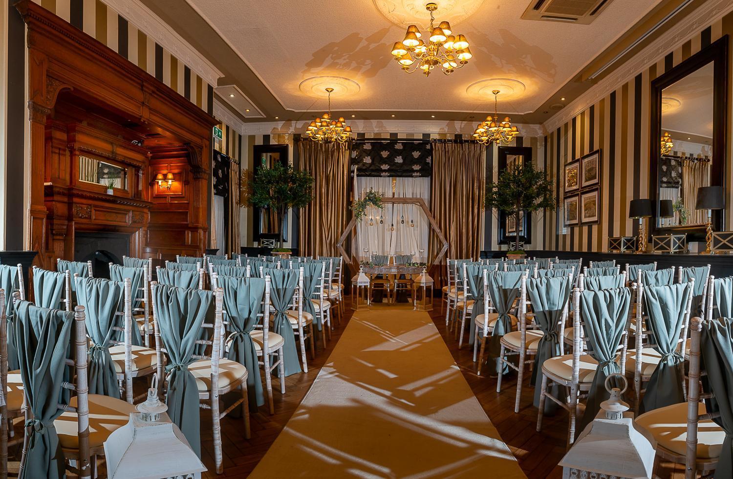 Rowton Hall Hotel And Spa Chester Exteriör bild