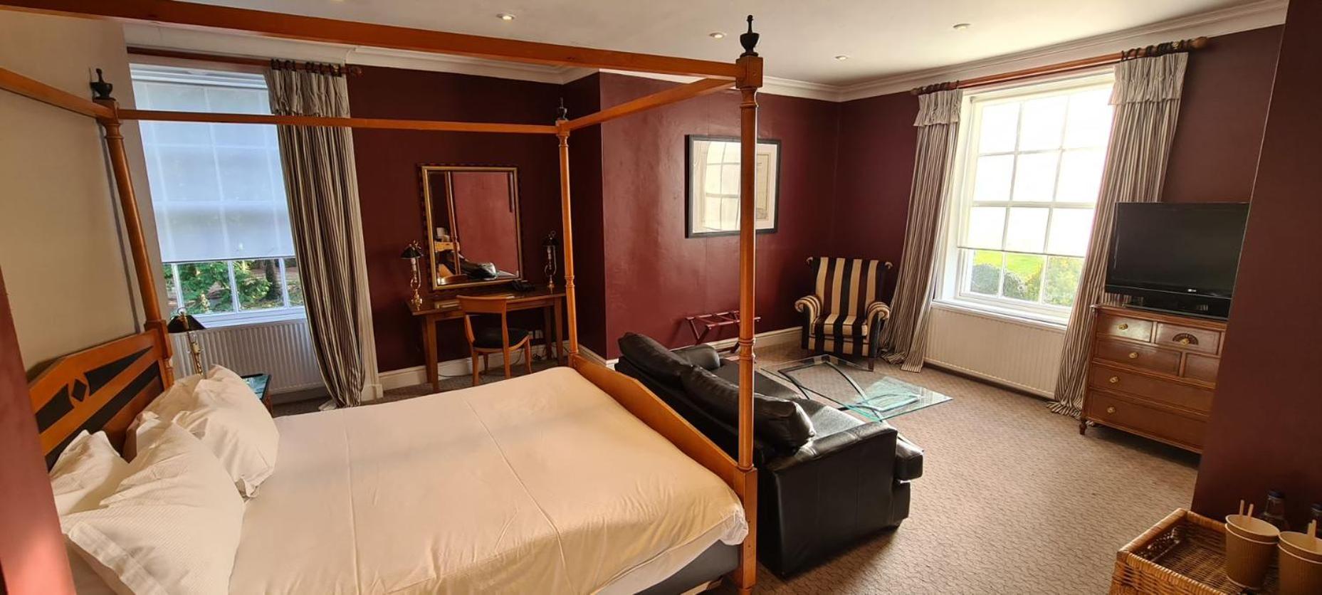 Rowton Hall Hotel And Spa Chester Exteriör bild