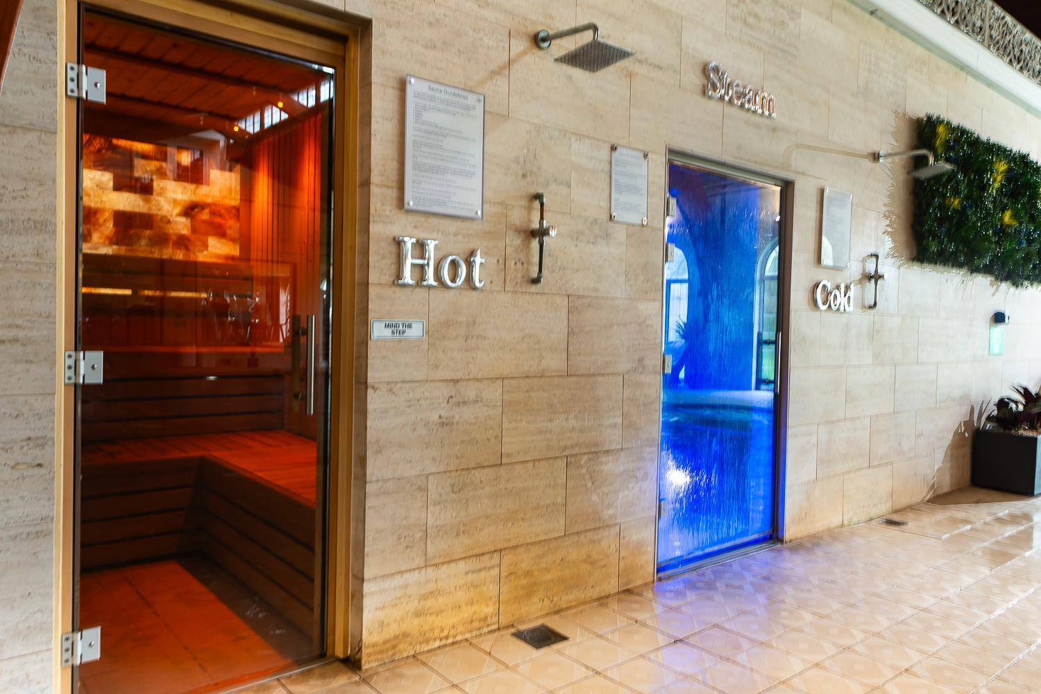 Rowton Hall Hotel And Spa Chester Exteriör bild