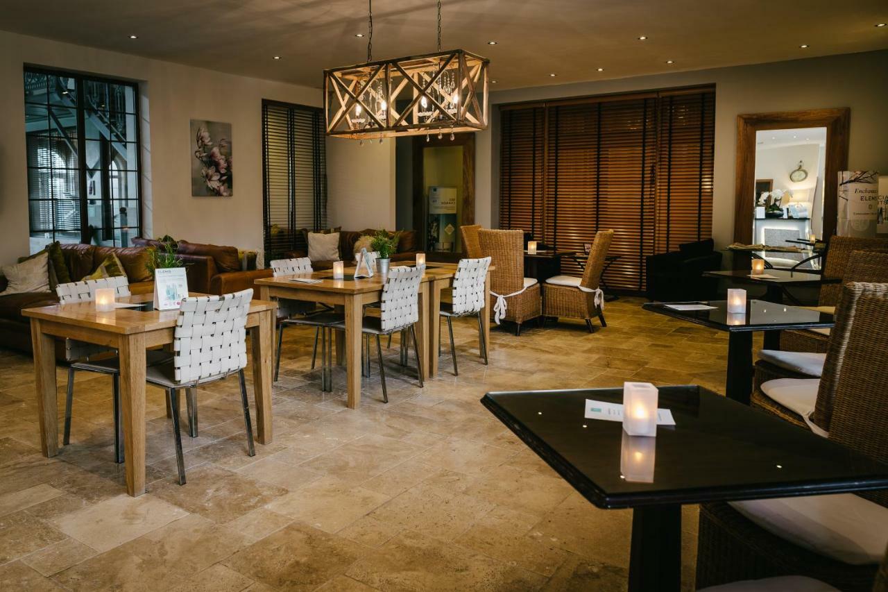 Rowton Hall Hotel And Spa Chester Exteriör bild